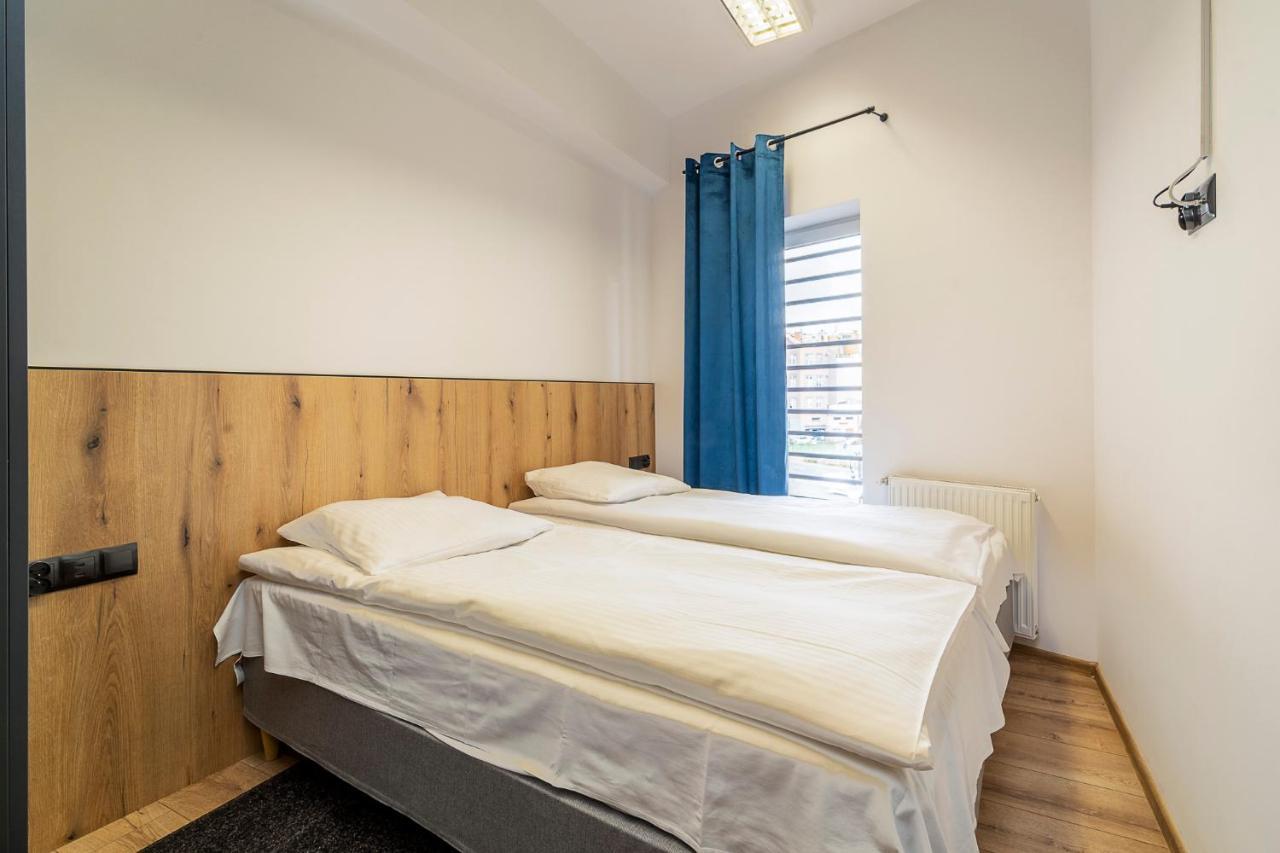 Gems Hostel Głogów Buitenkant foto