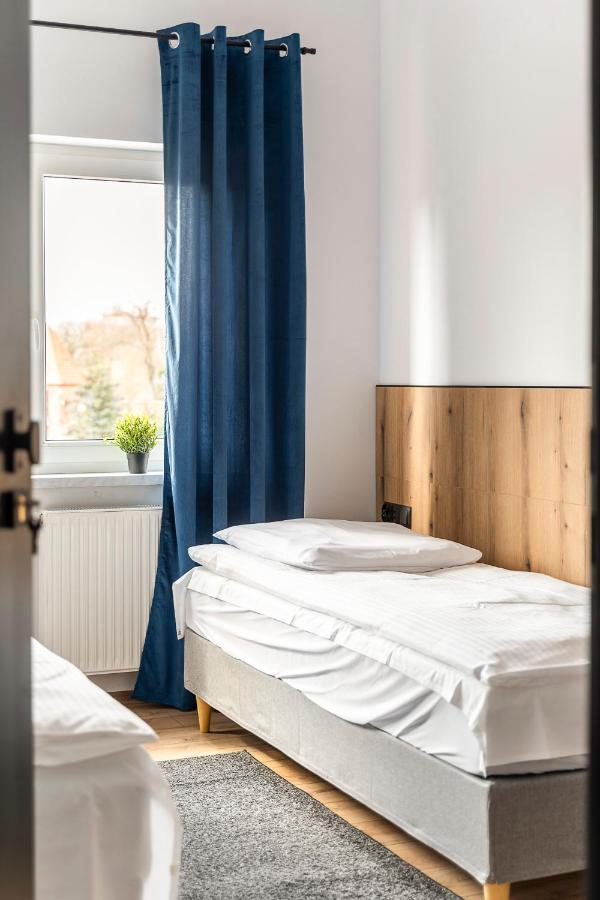 Gems Hostel Głogów Buitenkant foto