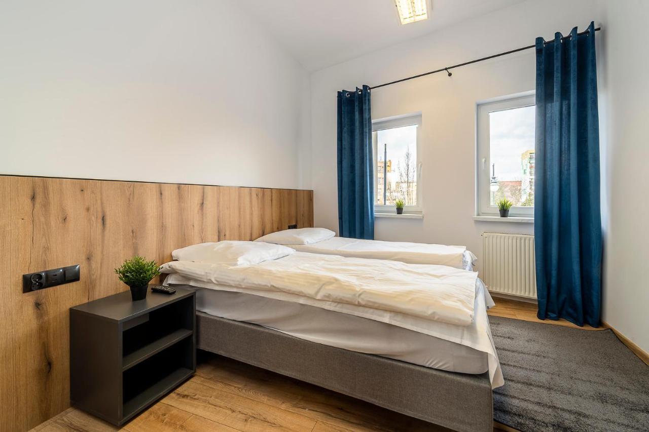 Gems Hostel Głogów Buitenkant foto